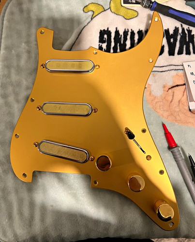 920d custom gold strat style - custom, strat-style